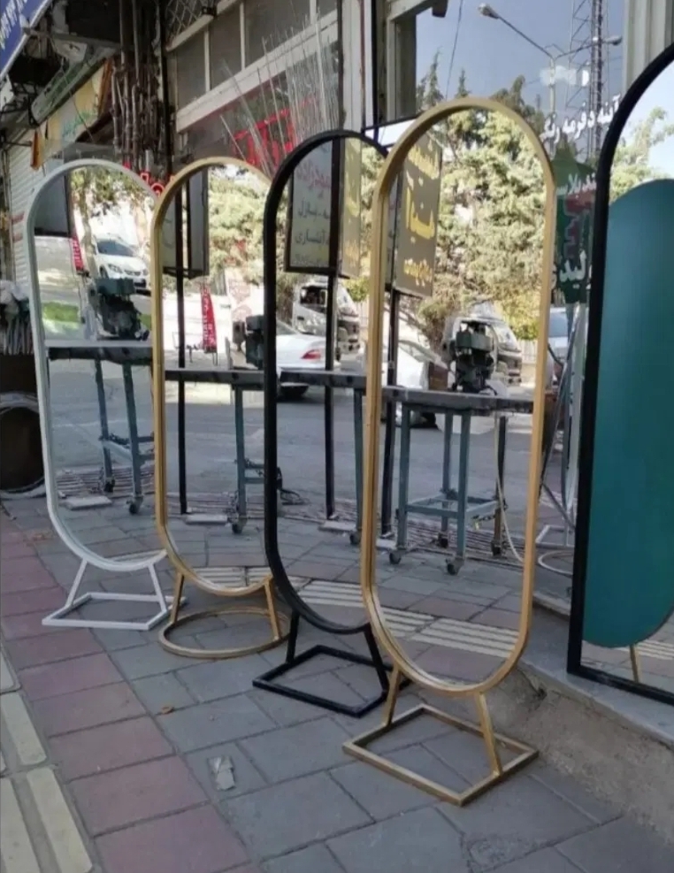 اینه قدی پایه مسطیل دو سر گرد tt۶۰در۱۸۰